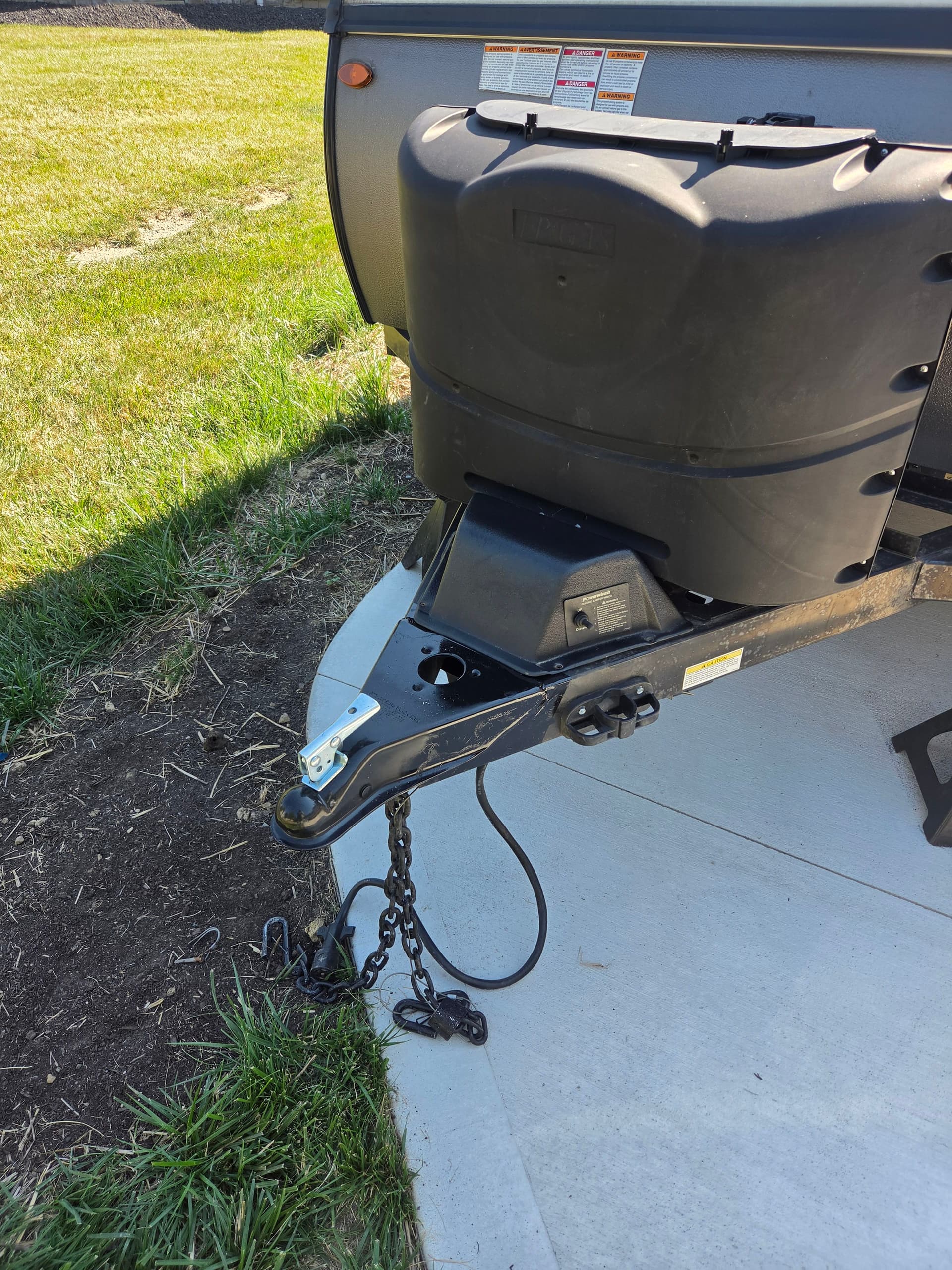 Gallery photos for Bent Trailer Hitch Receiver Replaced With a Solid Weld: Image #3